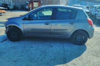 Boitier UCH RENAULT CLIO 3