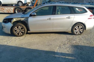 Poignee porte avant droit PEUGEOT 308 2 SW