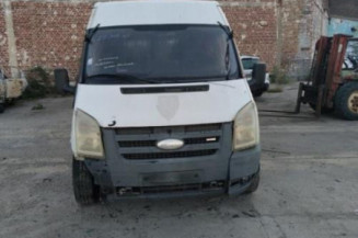 Feu arriere stop central FORD TRANSIT 4