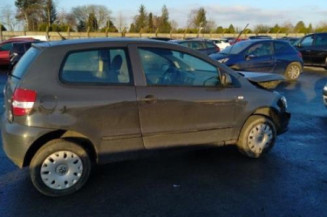 Renfort pare choc arriere (traverse) VOLKSWAGEN FOX