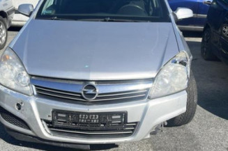 Demarreur OPEL ASTRA H