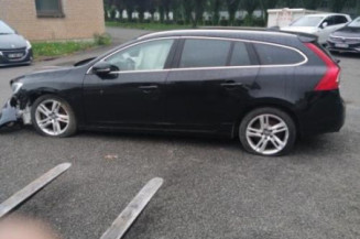 Pare choc arriere VOLVO V 60 2