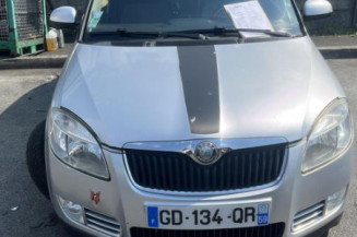 Charniere de capot SKODA FABIA 2