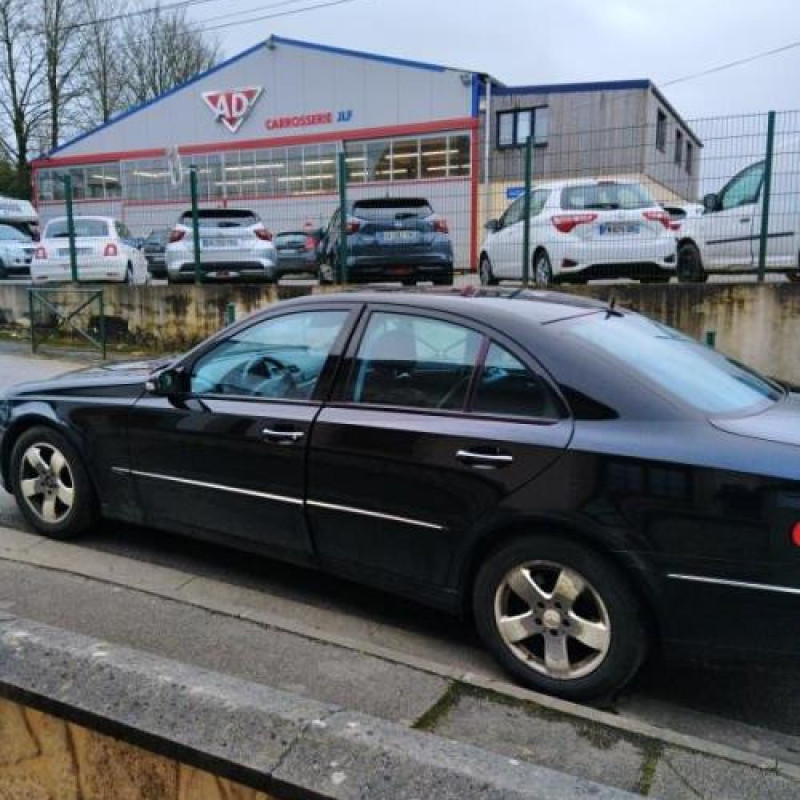 Retroviseur interieur MERCEDES CLASSE E 211 Photo n°7