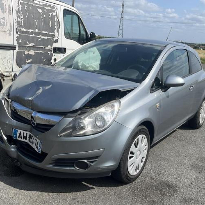 Feu arriere principal droit (feux) OPEL CORSA D Photo n°5