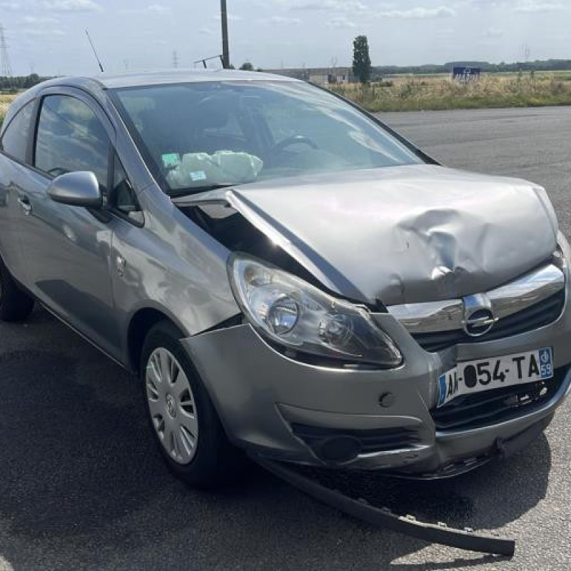 Feu arriere principal droit (feux) OPEL CORSA D Photo n°6