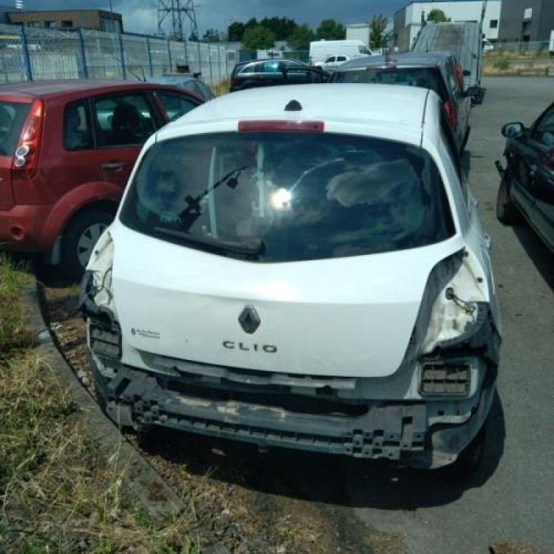 Serrure arriere droit RENAULT CLIO 3 Photo n°8