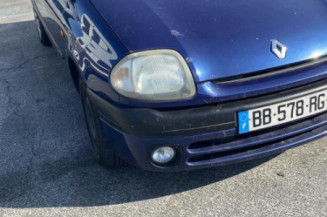 Anti brouillard gauche (feux) RENAULT CLIO 2