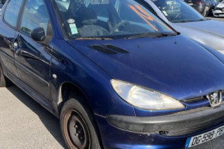 Pare choc avant PEUGEOT 206