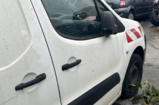 Feu arriere stop central CITROEN BERLINGO 2