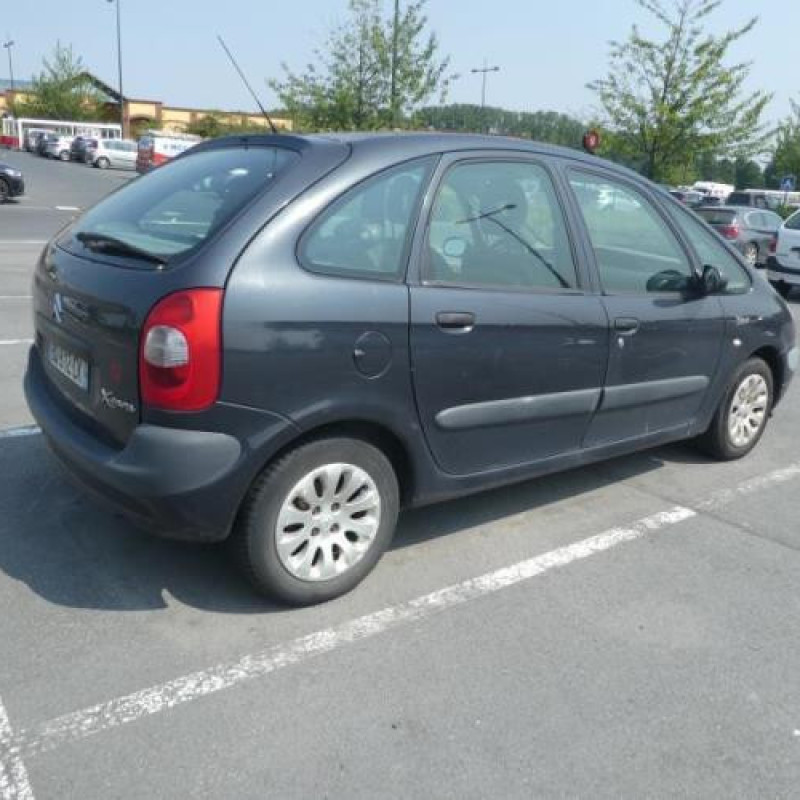 Porte avant droit CITROEN XSARA PICASSO Photo n°9