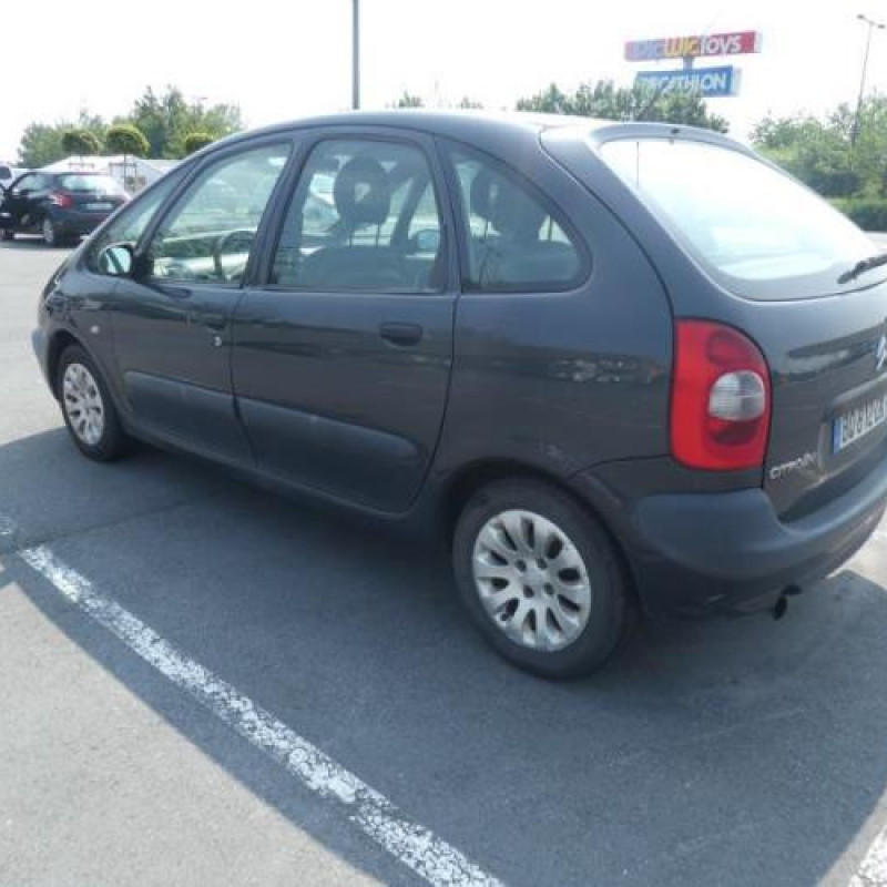 Porte avant droit CITROEN XSARA PICASSO Photo n°10