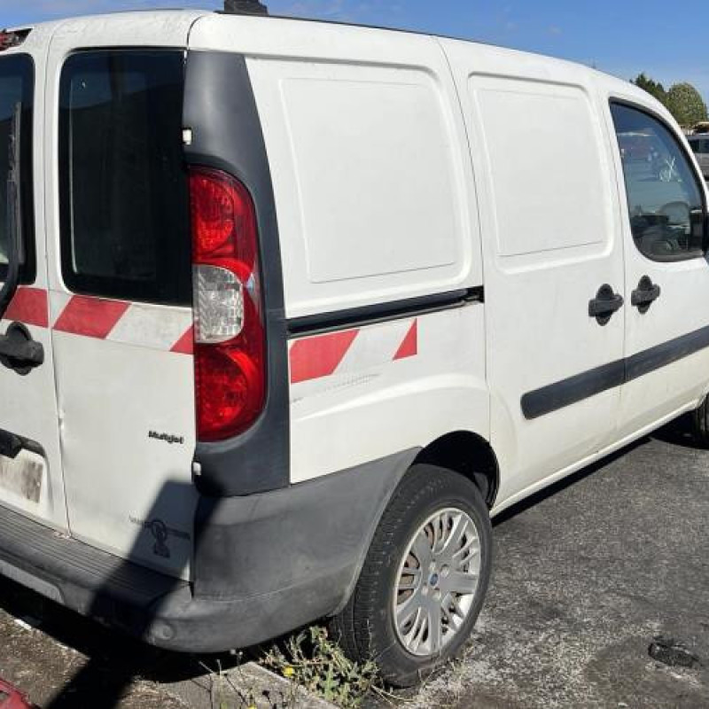 Capot FIAT DOBLO 1 Photo n°13