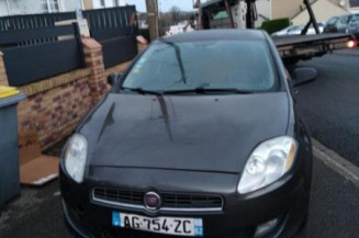 Aile avant gauche FIAT BRAVO 2