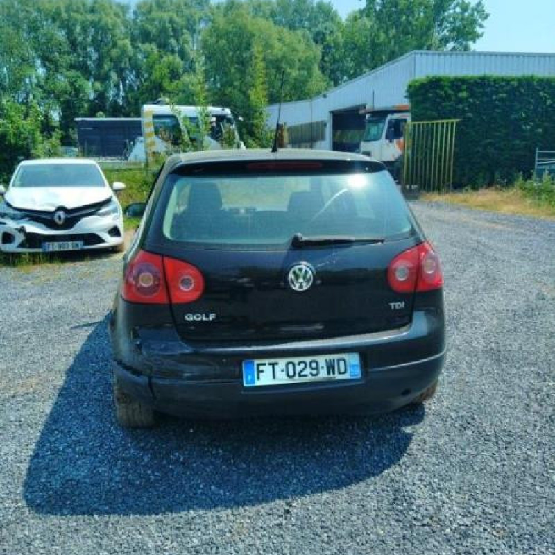 Feu arriere principal gauche (feux) VOLKSWAGEN GOLF 5 Photo n°6