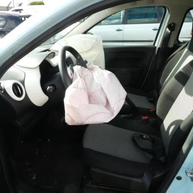 Poignee interieur arriere droit RENAULT TWINGO 3 Photo n°9