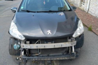 Plage arriere PEUGEOT 208 1