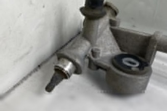 Moteur essuie glace avant OPEL ZAFIRA B