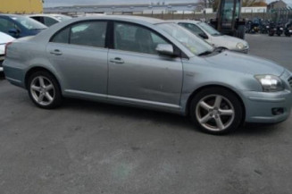 Porte arriere droit TOYOTA AVENSIS 2