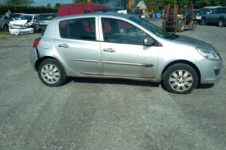 Boitier UCH RENAULT CLIO 3