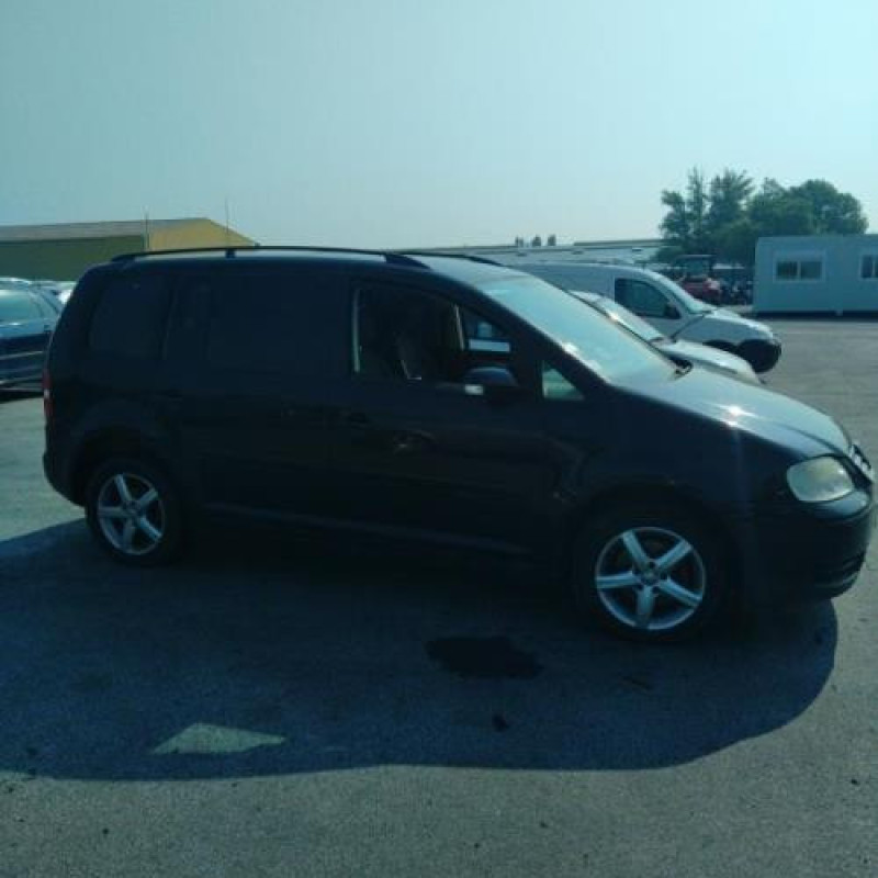 Renfort pare choc avant (traverse) VOLKSWAGEN TOURAN 1 Photo n°8