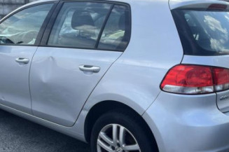 Charniere de porte arriere gauche VOLKSWAGEN GOLF 6