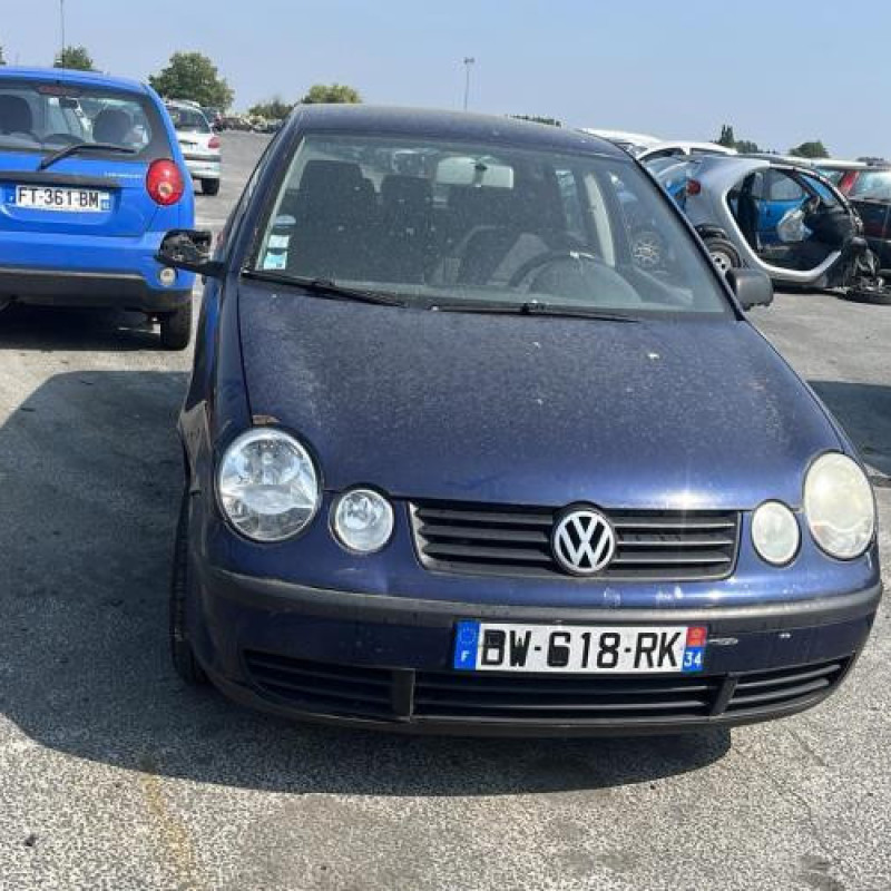 Calandre VOLKSWAGEN POLO 4 Photo n°5