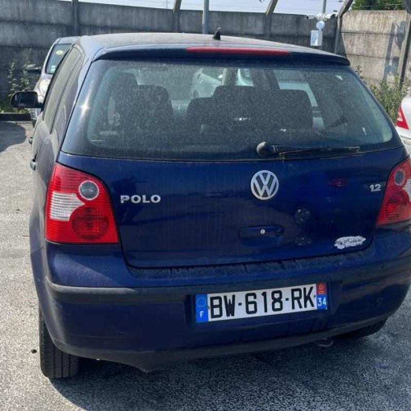 Calandre VOLKSWAGEN POLO 4 Photo n°9