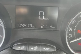 Autoradio d'origine PEUGEOT 2008 1