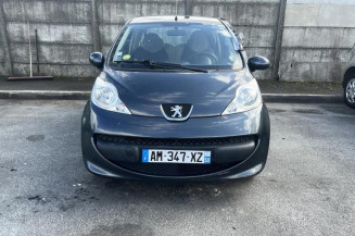 Moteur essuie glace arriere PEUGEOT 107