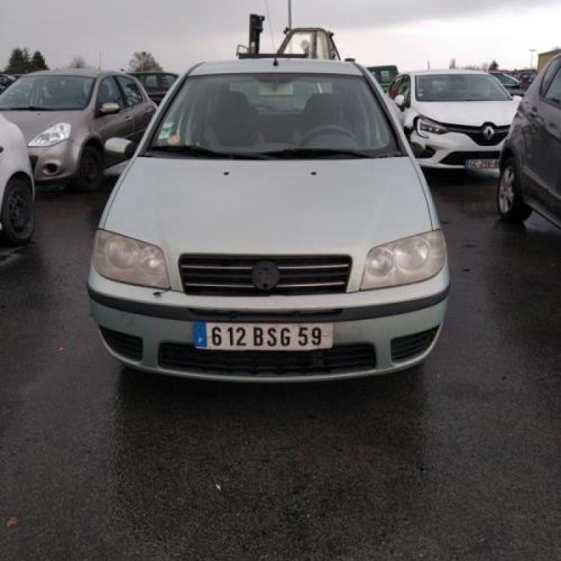 Aile avant gauche FIAT PUNTO 2 Photo n°5