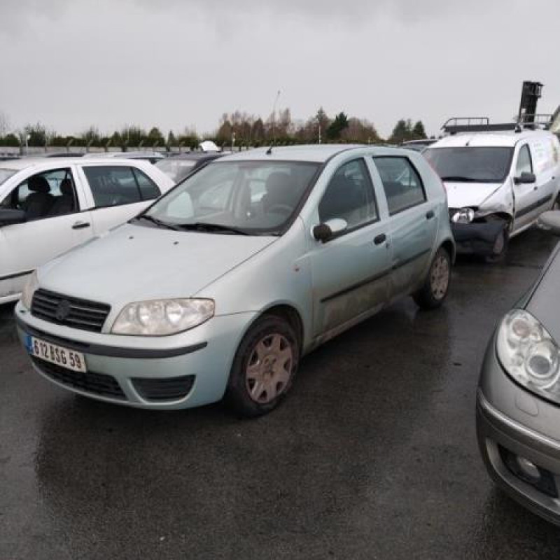 Aile avant gauche FIAT PUNTO 2 Photo n°6