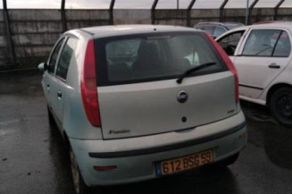 Aile avant gauche FIAT PUNTO 2