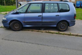 Anti brouillard gauche (feux) RENAULT ESPACE 3