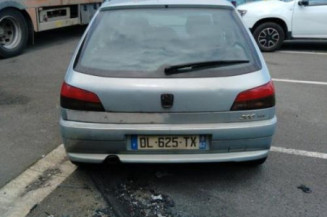 Moteur essuie glace arriere PEUGEOT 306