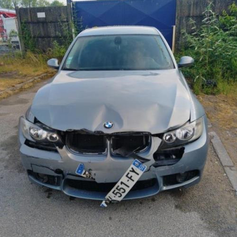 Feu arriere principal droit (feux) BMW SERIE 3 E90 Photo n°4