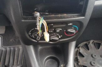 Poignee interieur arriere gauche PEUGEOT 206+