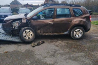 Fermeture de capot DACIA DUSTER 1