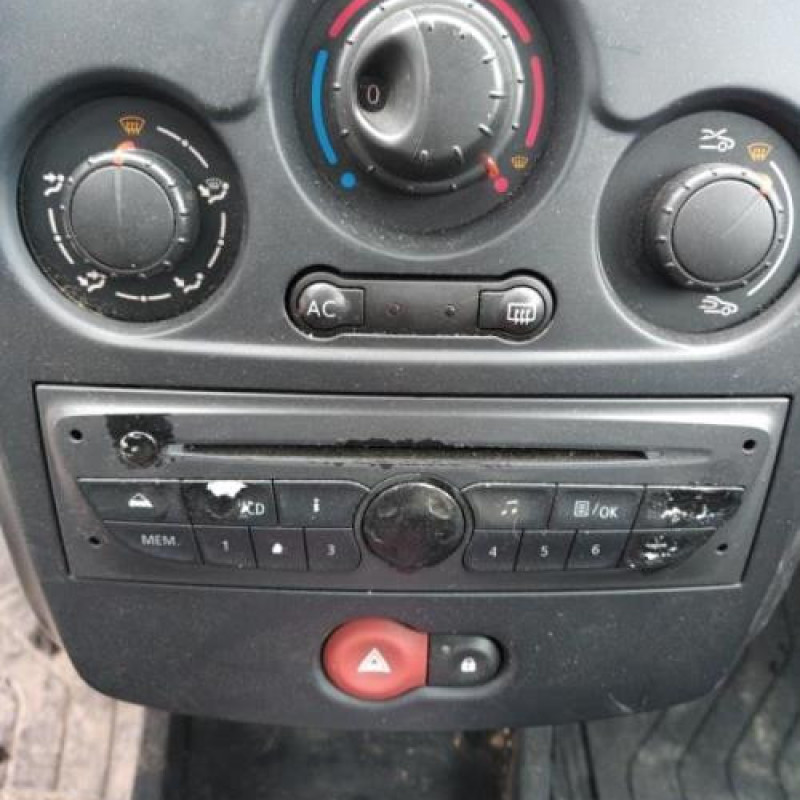 Debitmetre RENAULT CLIO 3 Photo n°12