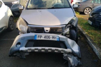 Pare choc arriere DACIA SANDERO 1