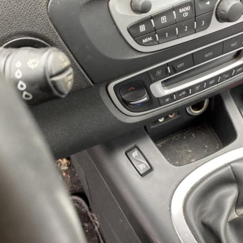 Autoradio d'origine RENAULT SCENIC 3 Photo n°10