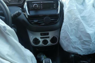 Autoradio d'origine PEUGEOT 208 1