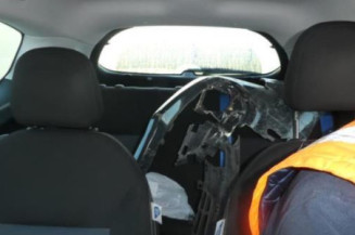 Volant PEUGEOT 208 1