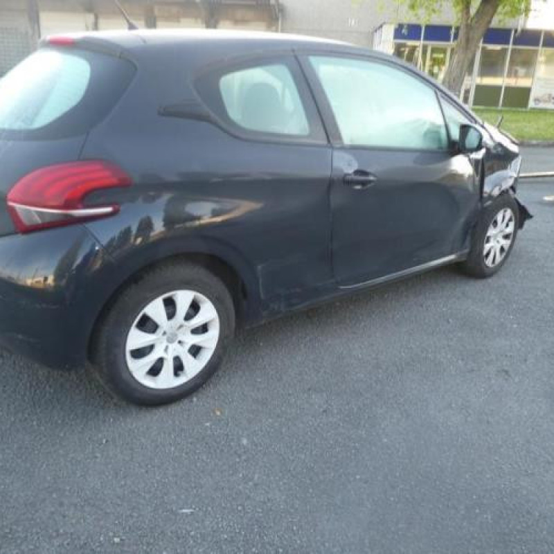 Cremaillere assistee PEUGEOT 208 1 Photo n°7