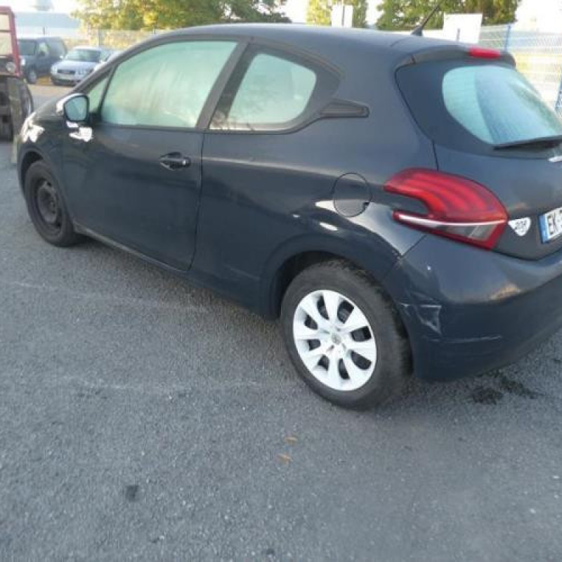 Cremaillere assistee PEUGEOT 208 1 Photo n°8