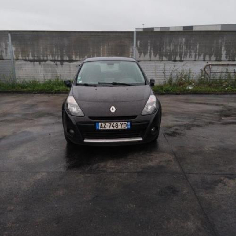 Boitier UCH RENAULT CLIO 3 Photo n°5