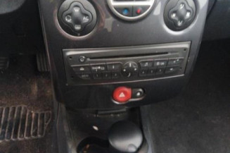 Boitier UCH RENAULT CLIO 3