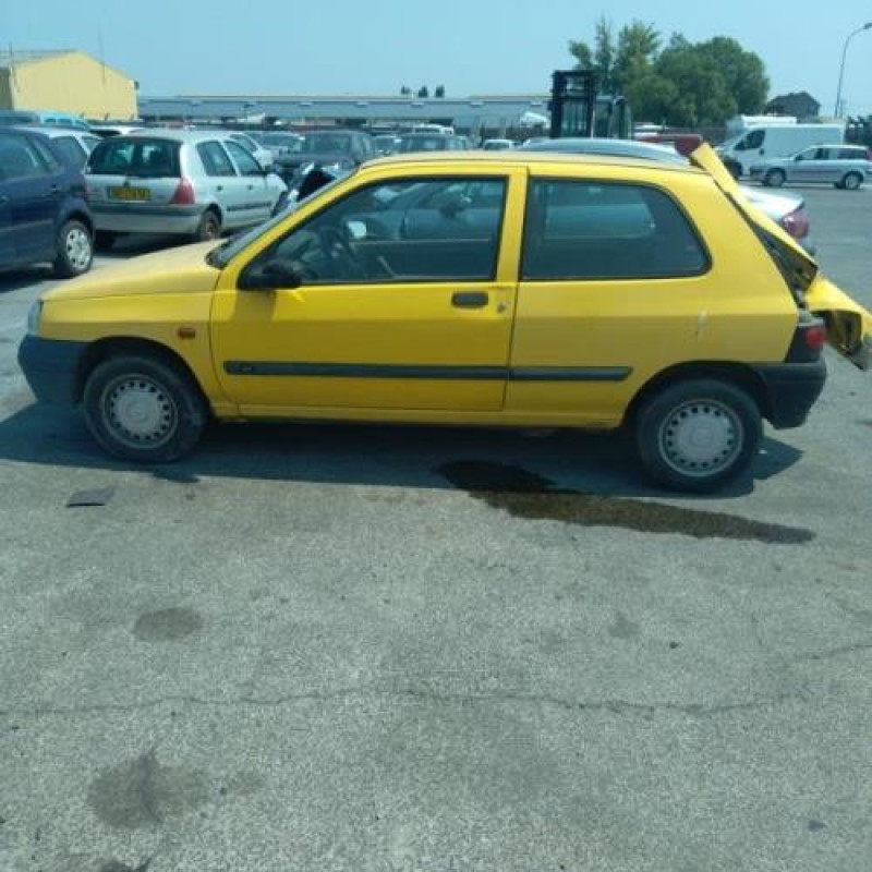 Poignee porte avant droit RENAULT CLIO 1 Photo n°7