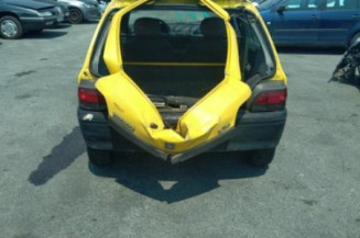 Vitre avant gauche RENAULT CLIO 1