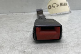 Attache ceinture avant droit VOLKSWAGEN CADDY 3